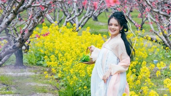 Lianzhou, Qingyuan: Είναι η κατάλληλη στιγμή για να απολαύσετε λουλούδια