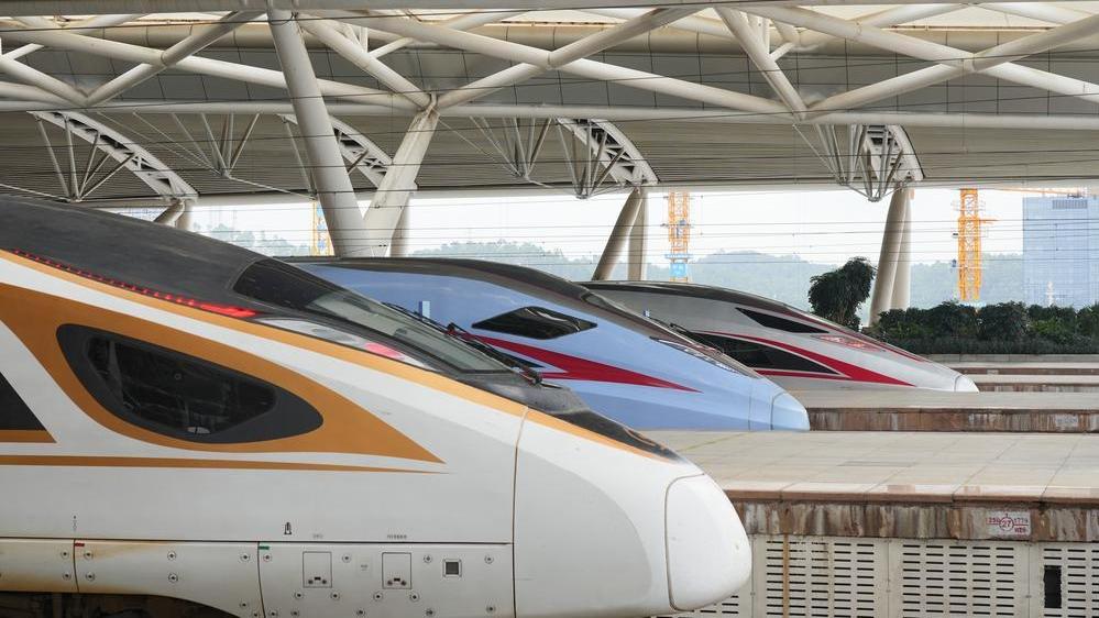 China Railway (Guangzhou) Group has transported over 30 million passengers during this summer