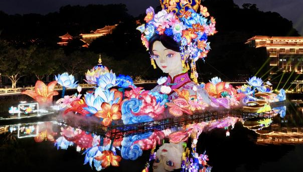 簪花の女神と斉天大聖が輝く！粤港澳大湾区ランタンフェスティバルの光と影の饗宴