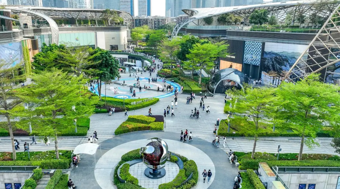 Centros sociais em forma de parque nos centros comerciais de Guangzhou