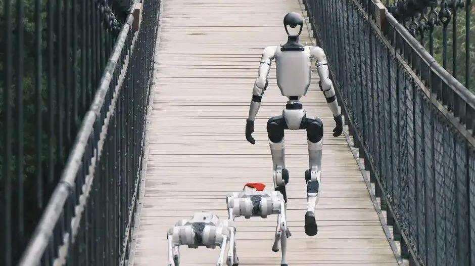 登山がもっと楽に！外骨格ロボットで“ハグ”するような体験を