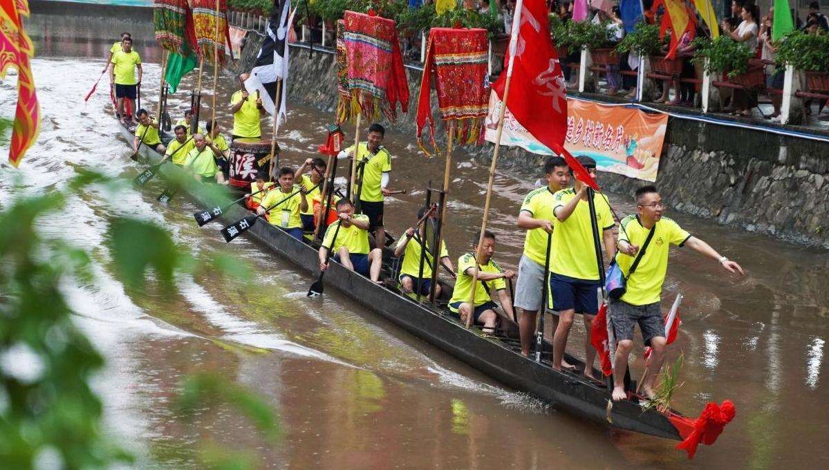 【名家•叶健强跑街】“阿妈带我睇龙船……”