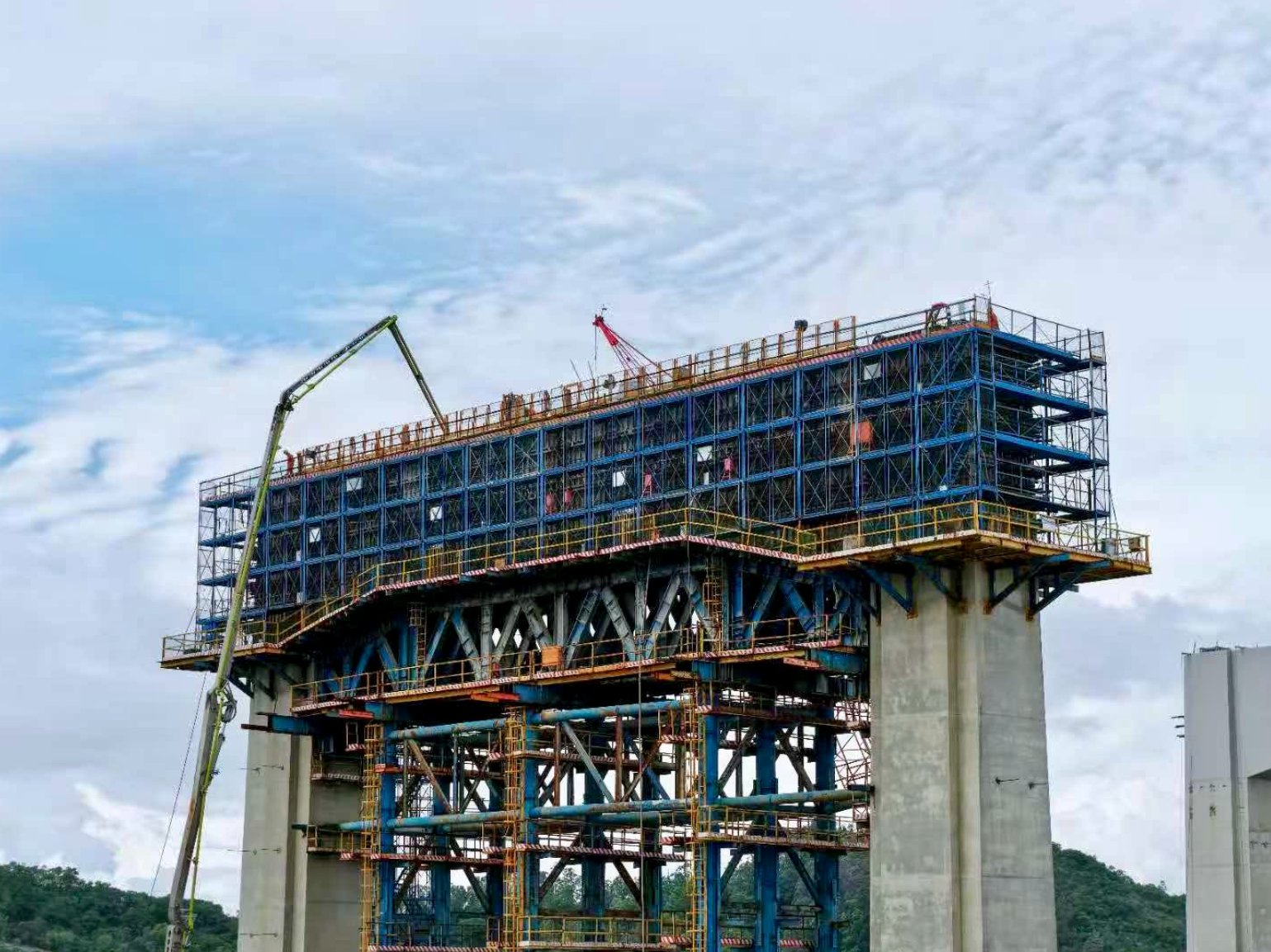 Video｜Shiziyang Tunnel project reaches new milestone