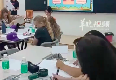 Wakil Direktur British Council China, Ozan Revi: Selama sepuluh tahun terakhir, telah ada 67.000 pemuda Inggris yang datang ke China