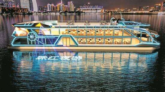  Guangzhou launches first sightseeing ship featuring 3D holographic projection tech