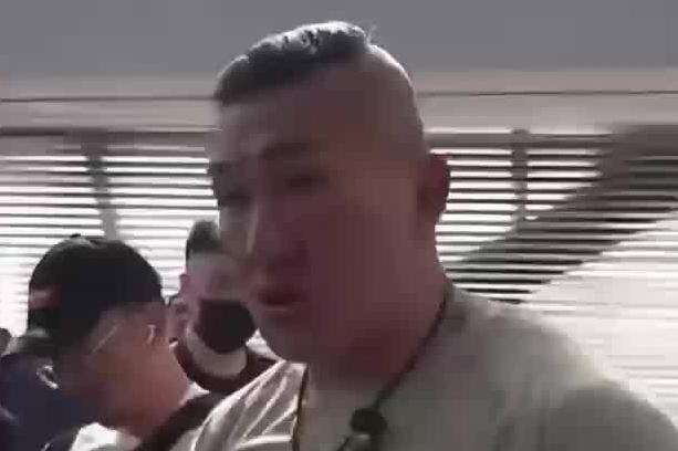  台湾网红“馆长”陈之汉赞大疆无人机是“中国人的骄傲”，称民进党当局想花几千亿搞无人机是“又在骗”