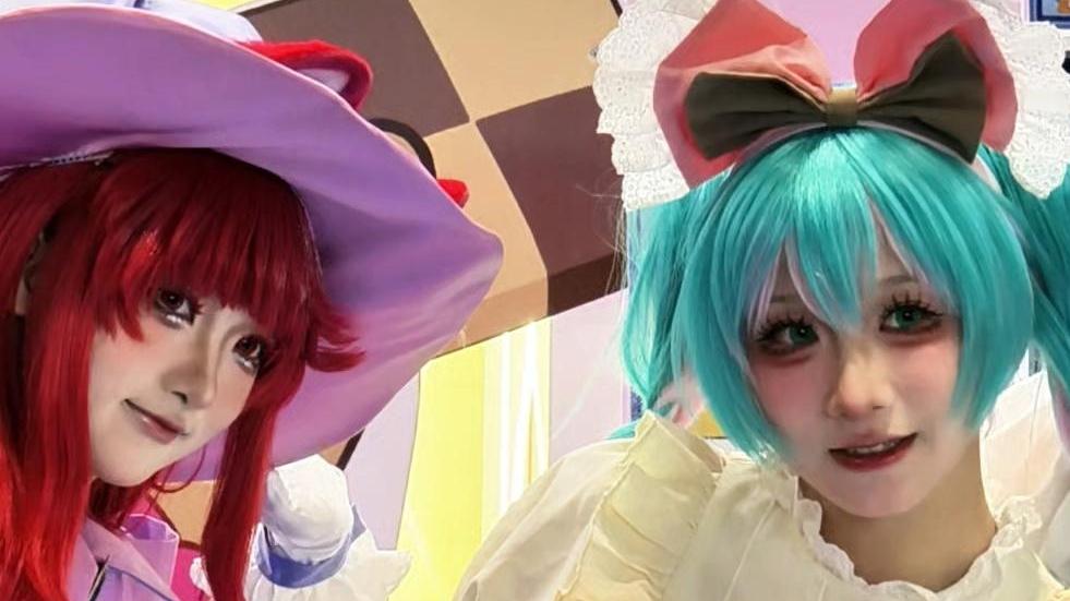  【视频】在2025CICF x AGF漫展上 我被coser包围了！