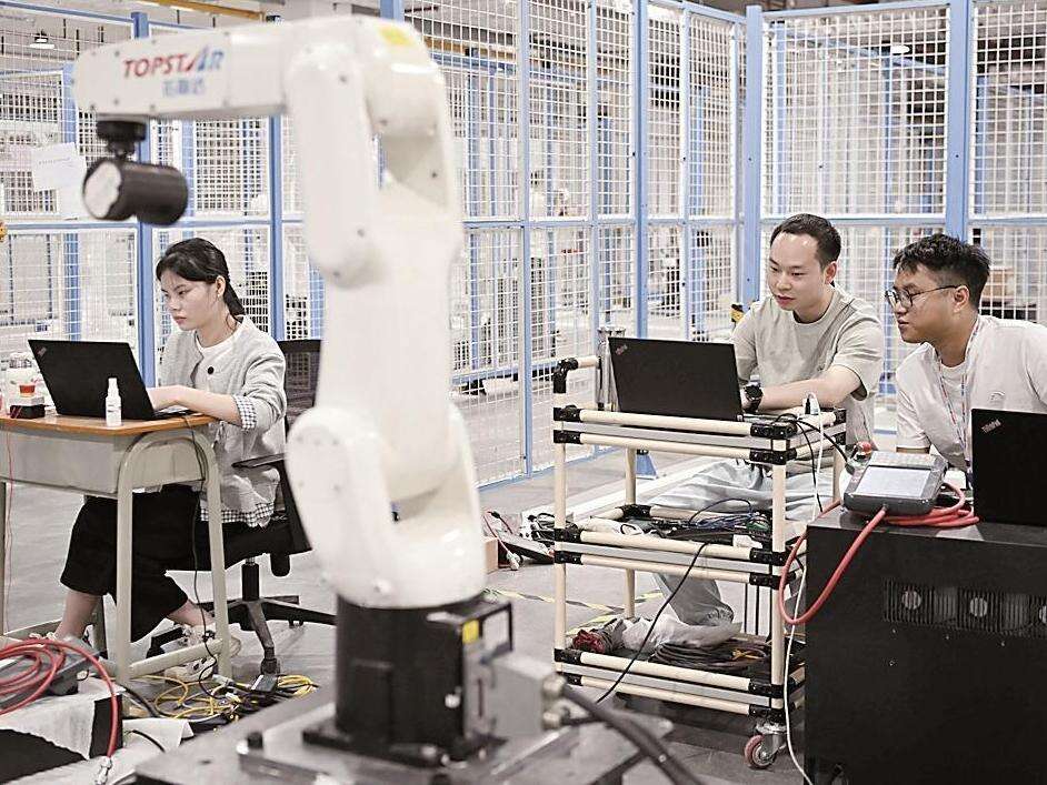 9500家规上企业投身数智化转型 东莞“世界工厂”蝶变记