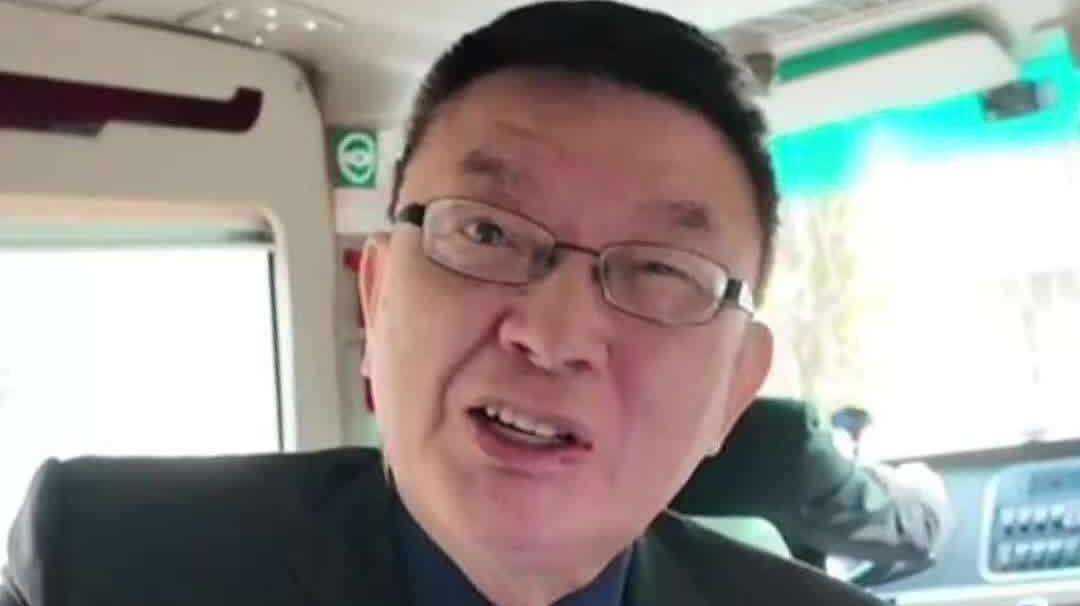 【视频】台大教授苑举正赴深交流，三行金句写给台湾