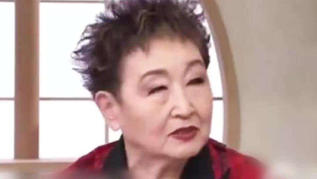 【视频】日本81岁国宝级歌手喊话高市早苗：尽快撤回涉台错误言论
