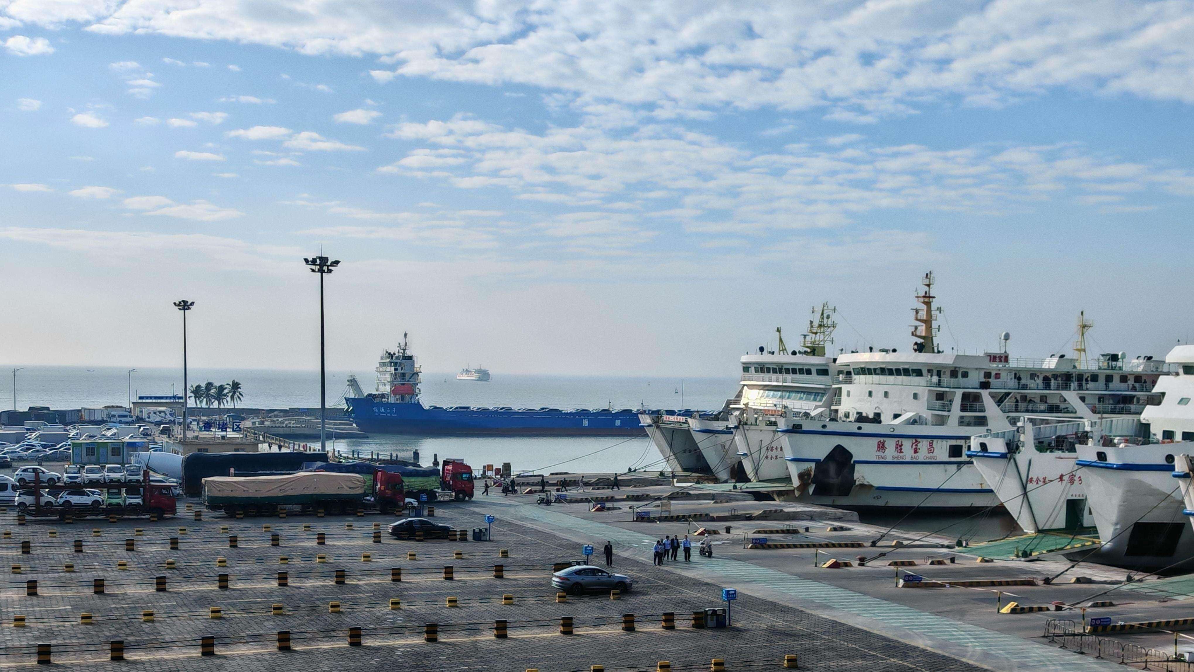 Over 1.2 million enterprises head to Hainan for new opportunities