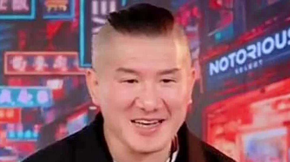 【视频】台湾网红”馆长“：大陆市场大到难以想象，首次带货直播直呼感动