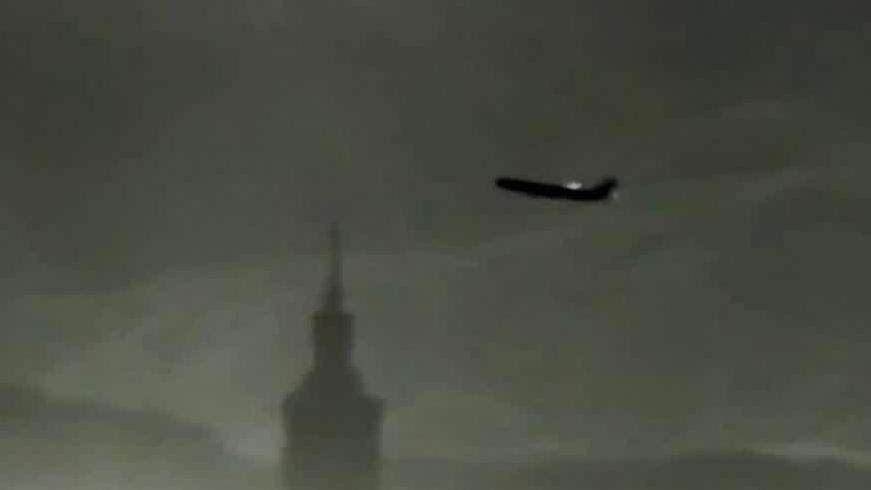 【视频】解放军无人机俯瞰台北101大厦