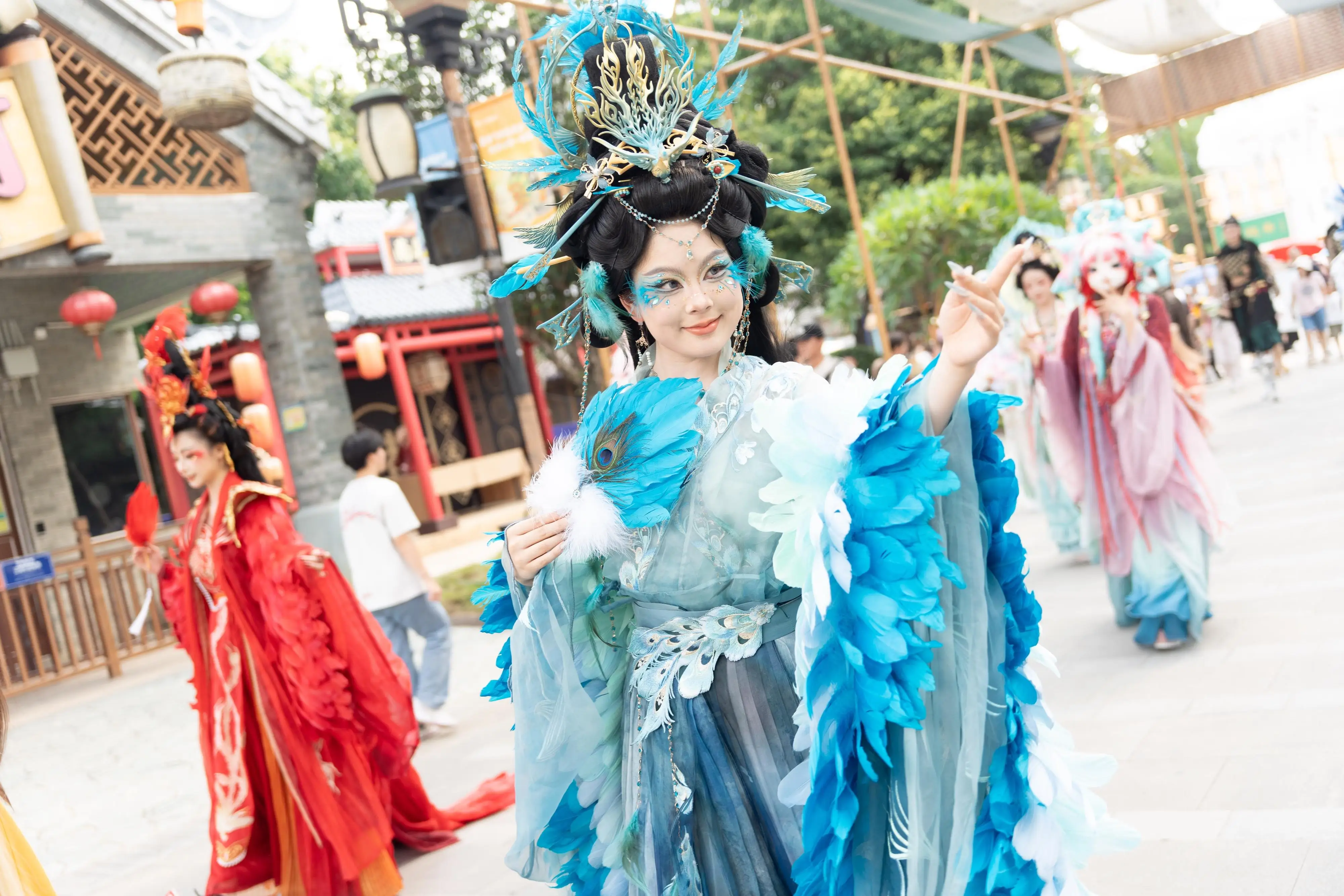 Guangzhou sees record passenger trips and booming consumption over New Year's Day holiday